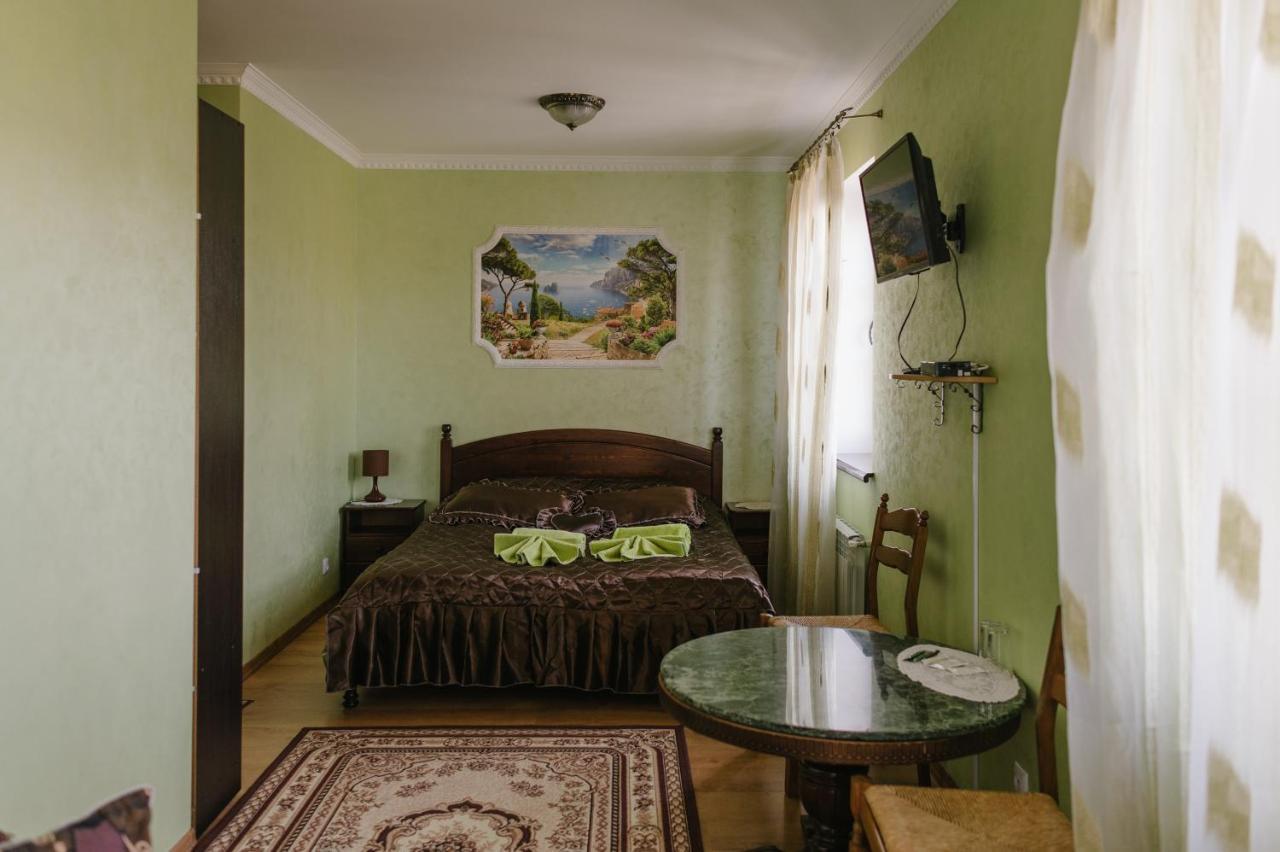 Джерело Kamjanez-Podilskyj Exterior foto