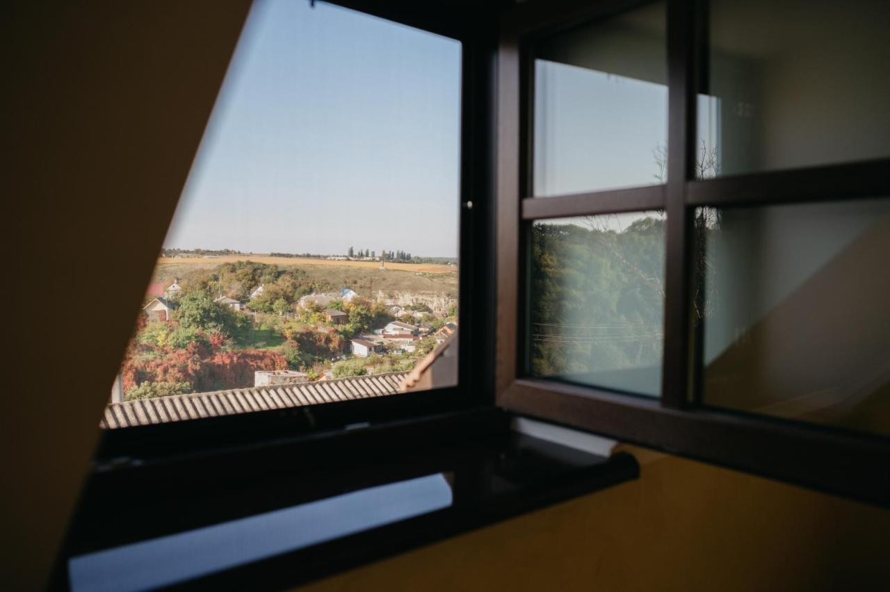 Джерело Kamjanez-Podilskyj Exterior foto