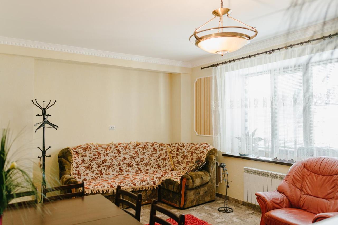 Джерело Kamjanez-Podilskyj Exterior foto